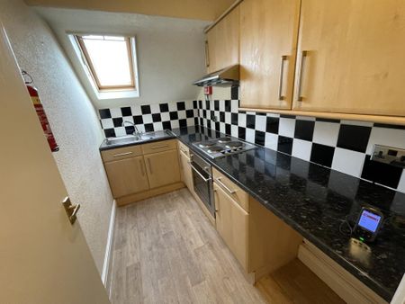 1 bedroom flat to rent - Photo 3