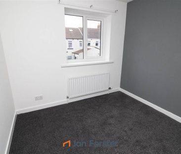 3 bedroom detached house to rent - Photo 4