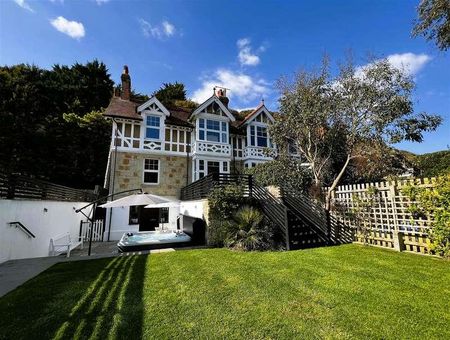 Seven Sisters Road, St. Lawrence, Ventnor, PO38 - Photo 4