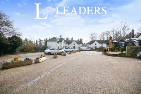 apartment to rent The Old Bell, Pines Hill, Stansted, CM24 - Photo 3