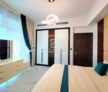 VACANT | FULLY FURNISHED | PRIME LOCATION - Photo 2