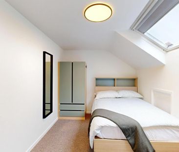 3 bedroom flat to rent - Photo 3