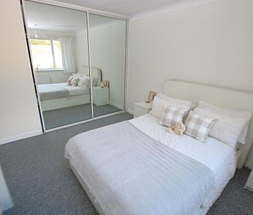 2 bedroom maisonette to rent - Photo 3