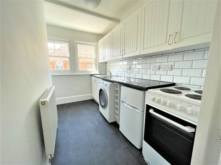 A 2 Bedroom Apartment Instruction to Let in Bexhill-on-Sea - Photo 5