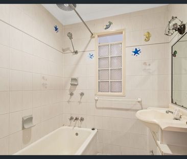 LARGE OPEN PLAN LIVING - 1 BEDROOM - Photo 6