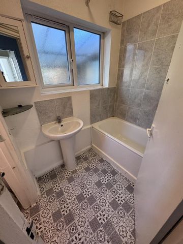 1 bedroom ground floor maisonette to rent - Photo 4