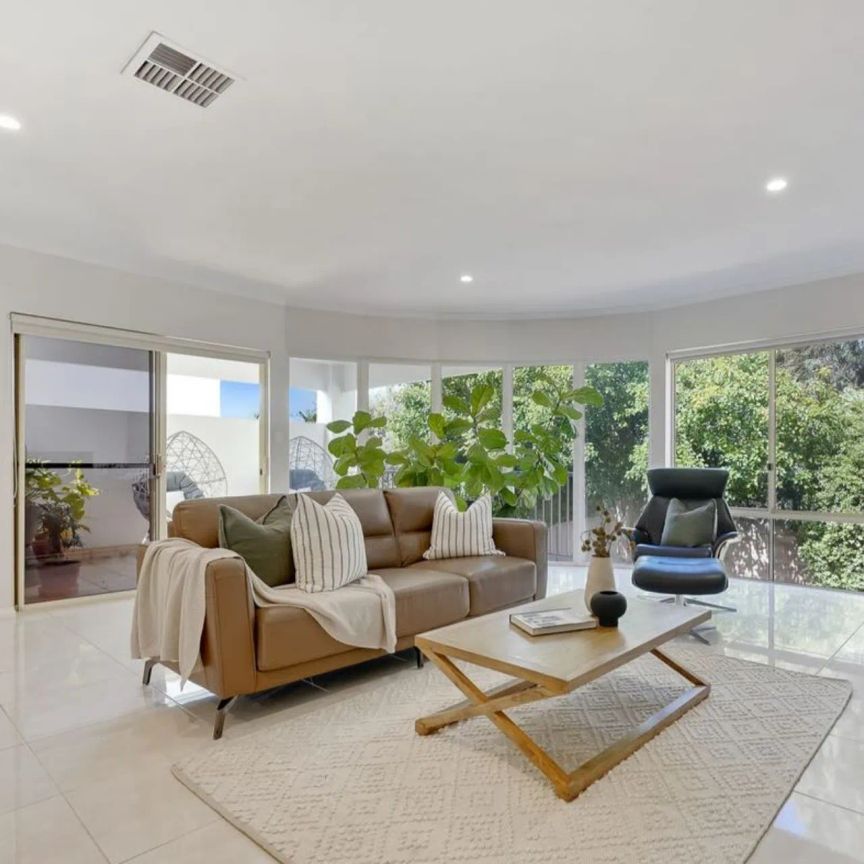 2 Storey Executive Residence - City Fringe - Photo 1