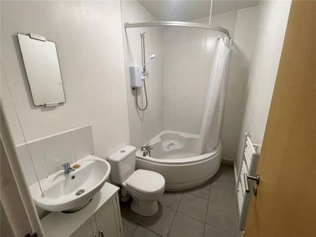 1 bedroom apartment to rent - Photo 4