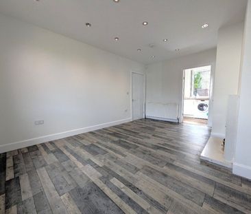 Saughtonhall Avenue West, Balgreen, EH12 5TJ - Photo 3