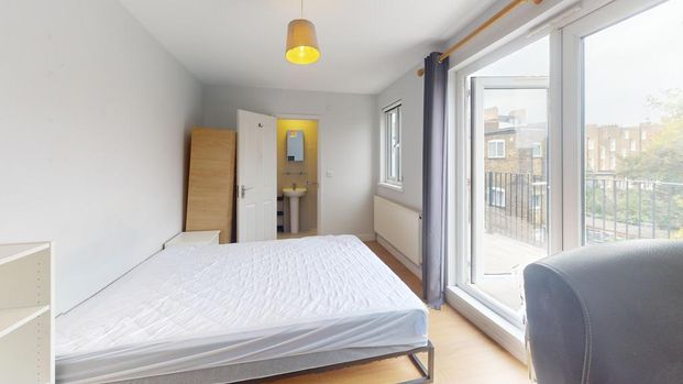 3 bedroom apartment to rent - Photo 1