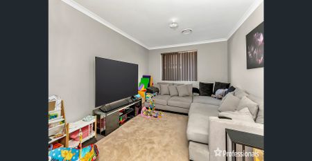 Easy to maintain Family home in a central location - Photo 2