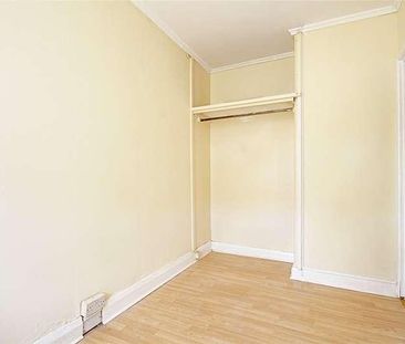 Nightingale Road, London, N9 - Photo 5