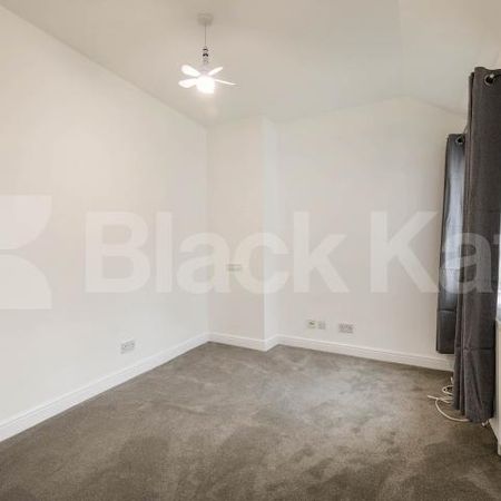 Modern Apartment - Photo 4