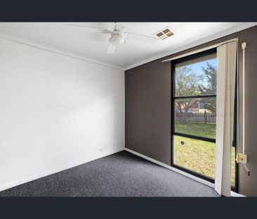 82 Eldorado Crescent, Meadow Heights, Vic 3048 - Photo 5