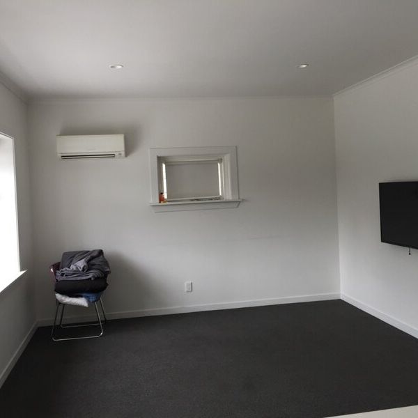 4 Bedroom home in Richmond - Photo 1