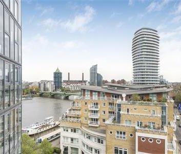 Lombard Road, SW11 - Photo 5
