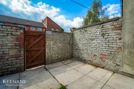 Deal Street, Bury - Photo 2