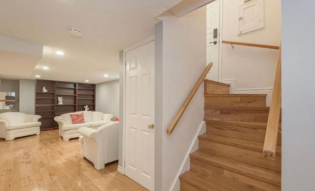 For Lease - 1 Fairbourne Crescent Unit# Bsmt, Toronto, Ontario - Photo 1