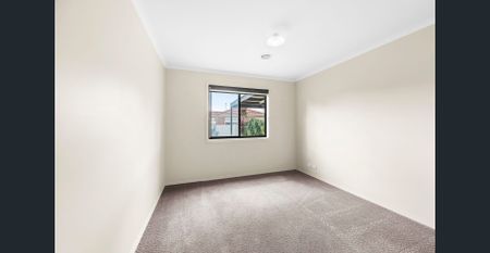 Spacious 3 Bedroom Family Home In Delacombe - Photo 3