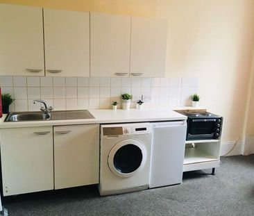 Studio Flat, Bowes Road, N13 - Photo 5