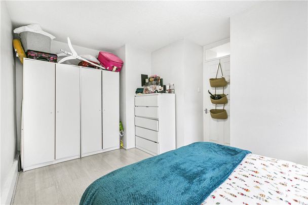 Westbridge Road, London, SW11 3TL - Photo 1
