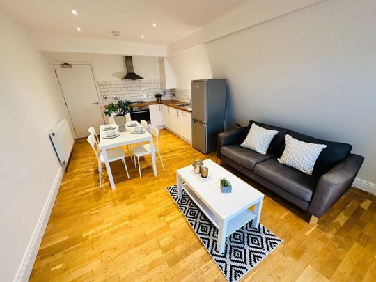 1 Bed Flat, Balham, SW12 - Photo 1