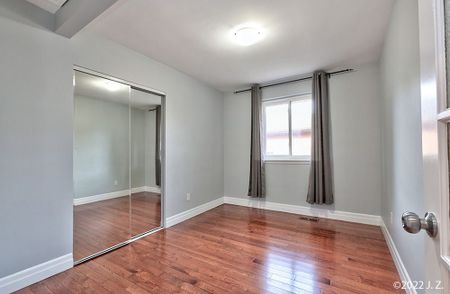 For Lease - 320 Rathburn Road Unit# UPPER, Toronto, Ontario - Photo 4