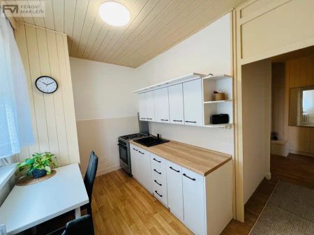 Pronájem pěkného bytu 2+1 v Ostravě Porubě - Fotografie 3