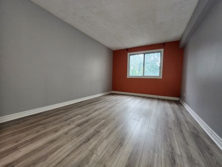 1550 Avenue Panama, #307 - Photo 4