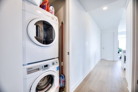 1188 Rue St-Antoine O., Montréal - Photo 2