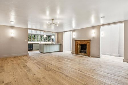 5 bedroom semi-detached house to rent - Photo 3