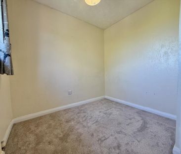 3 bedroom detached house to rent - Photo 4