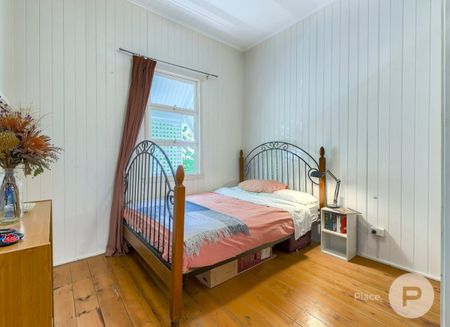 35, Nicklin Street, QLD, Coorparoo - Photo 2