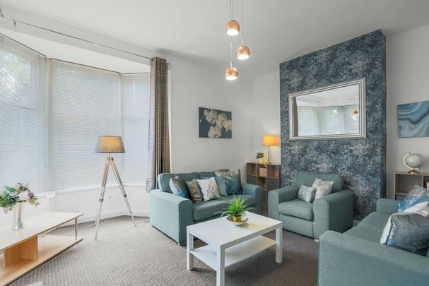 6 bedroom end of terrace house to rent - Photo 1