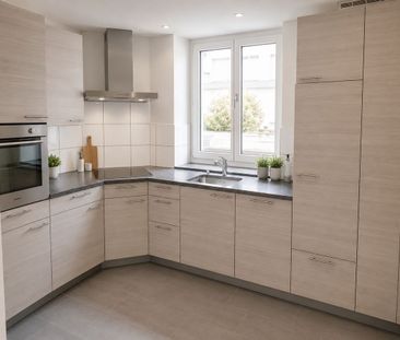 Appartement lumineux de 3 pièces au centre du village - Photo 3