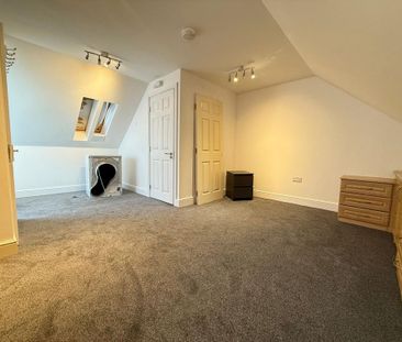 3 bedroom flat to rent - Photo 5