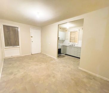 Good Sized Family Home - Photo 1