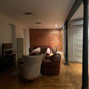 LOFT - DISPONIBLE 1er DÉCEMBRE - Photo 2