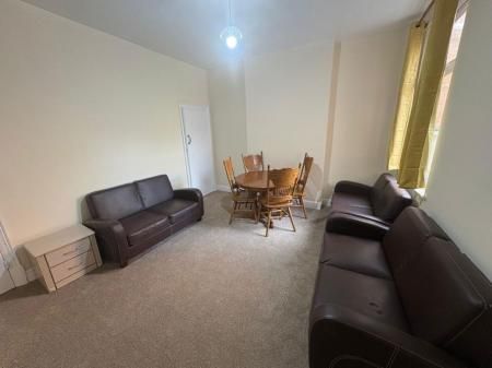 Lytton Road, Leicester - Photo 2