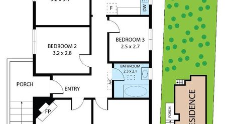 CENTRALLY LOCATED 4 BEDROOM HOME - Photo 5