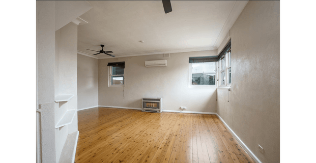 BEST VALUE PROPERTY! First Week RENT FREE! - Photo 1