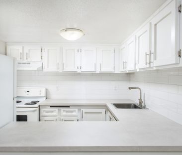 Sierra Gardens - Photo 2