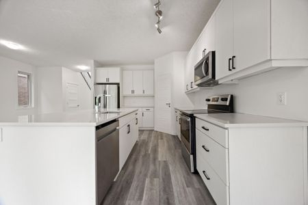 For Lease - 103 Marconi Court, London East, Ontario - Photo 3