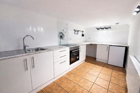 1 bedroom terraced house to rent - Photo 5