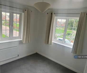 4 bedroom detached house to rent - Photo 3