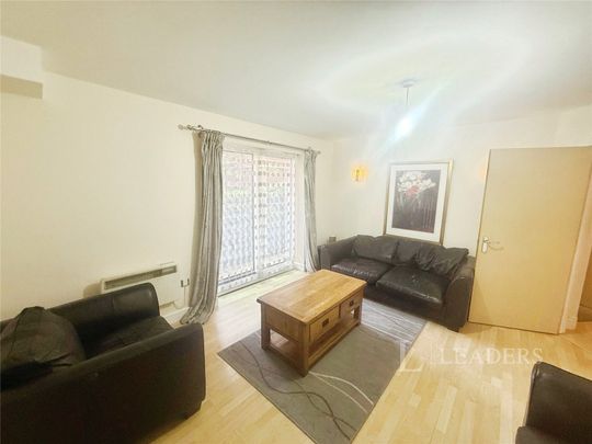 2 bedroom apartment to rent Briton Street, Southampton, SO14 - Photo 1