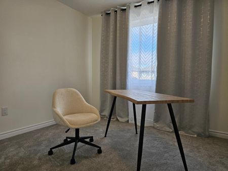 For Lease - 14 Tran Street, Wasaga Beach, Ontario - Photo 4