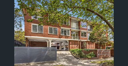 Renovated Apartment in Seddon - Photo 5
