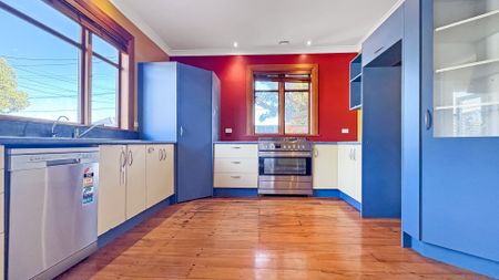 Waterloo Living - Photo 4