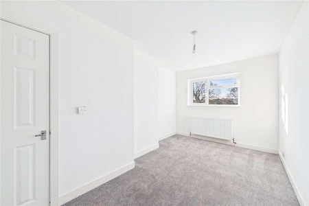 Honey Hill, Lambourn, Hungerford, Berkshire, RG17 - Photo 3